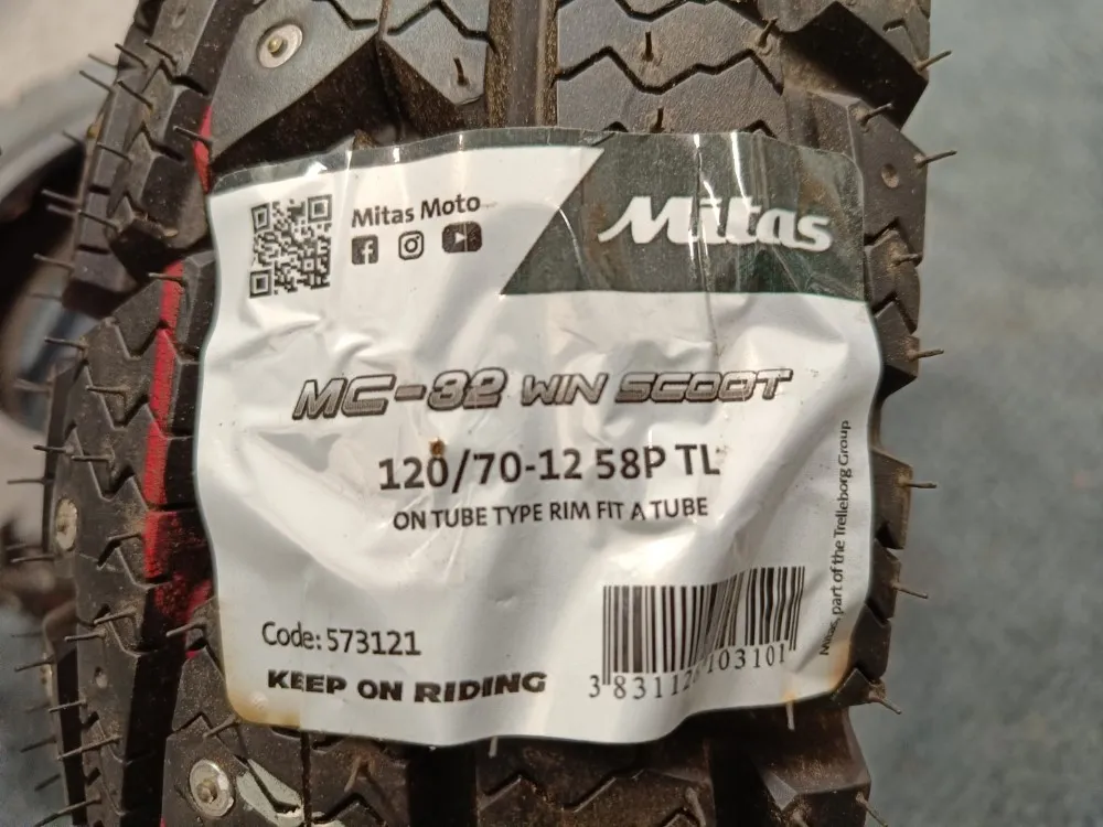Mitas MC32 Win Scoot / Katunastarenkaat 120/70-12