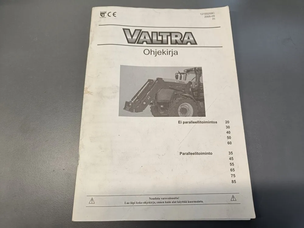 Valtra paralleelitoiminolla ja ilman / Etukuormaajan ohjekirja