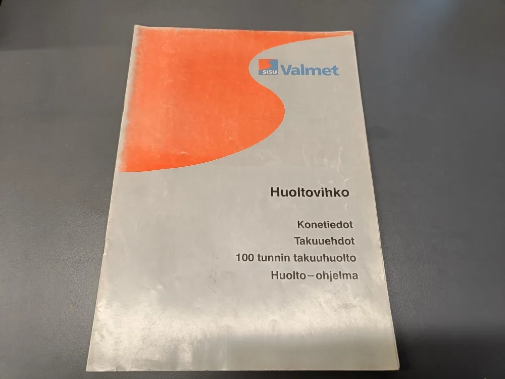 Valtra huoltovihko / Konetiedot, takuuehdot, huolto-ohjelma ym.