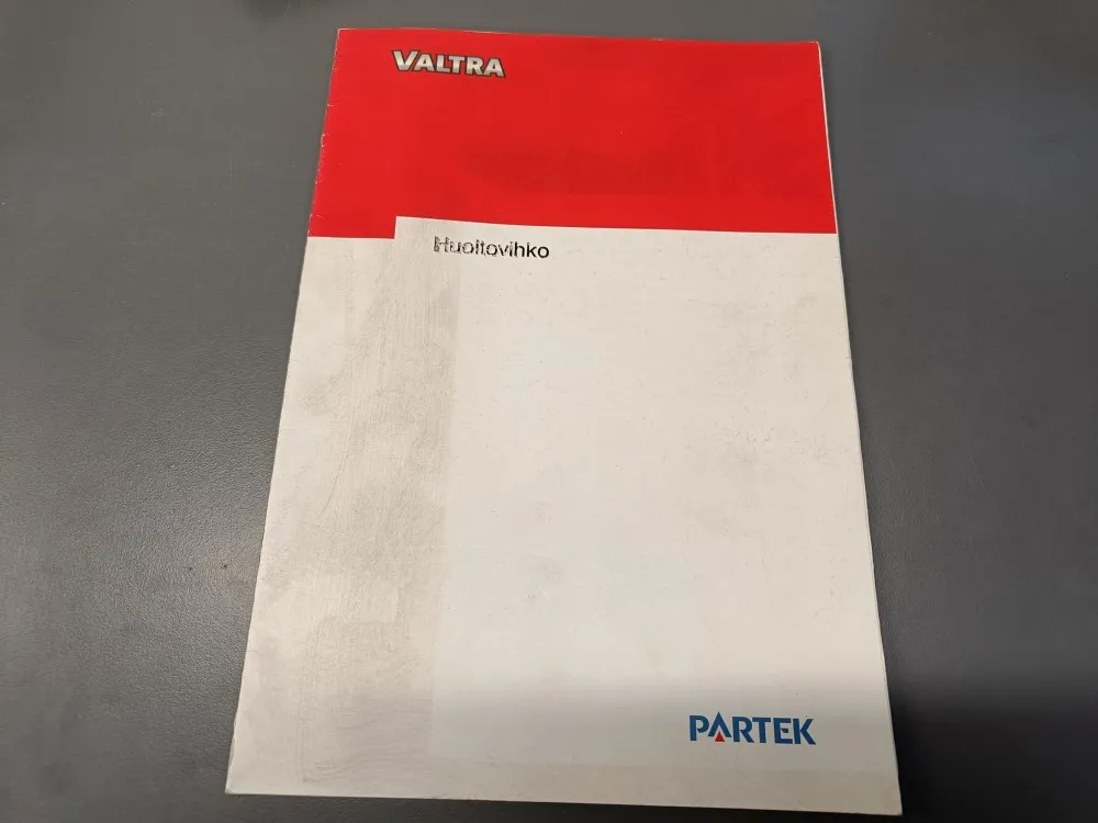 Valtra huoltovihko /