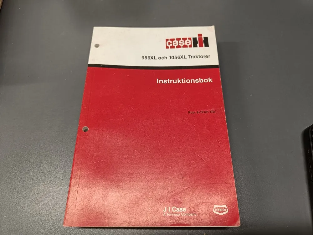 Case 956XL ja 1056XL ruotsinkielinen / Traktorin käyttöopas
