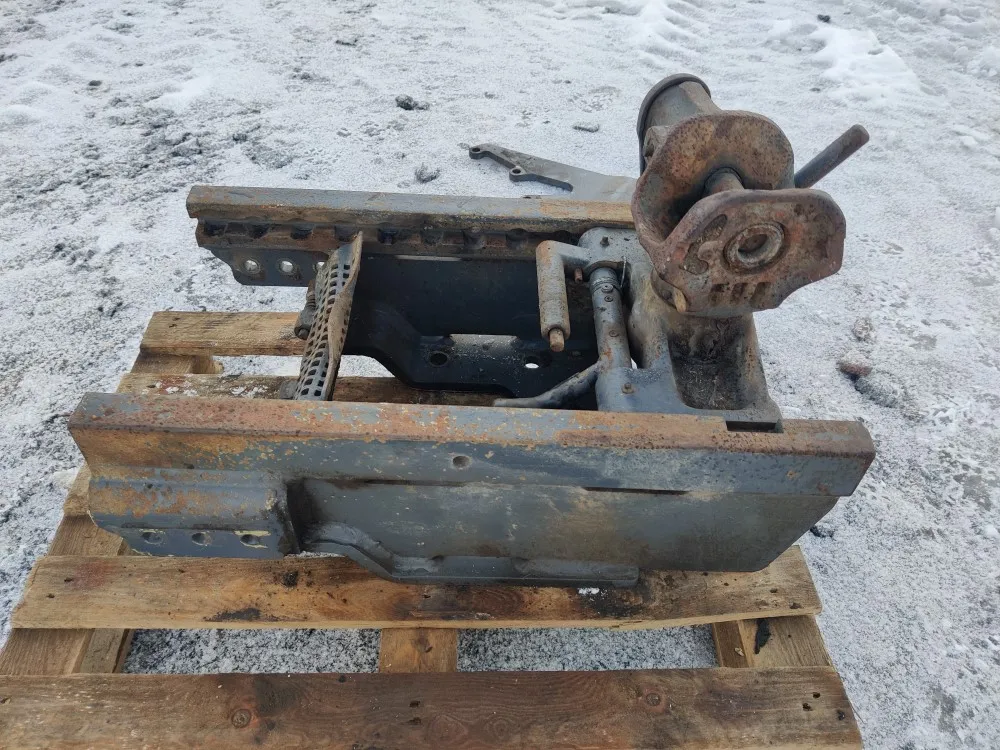 New Holland TS115 vetokitapaketti / Pickup hitch for tractor