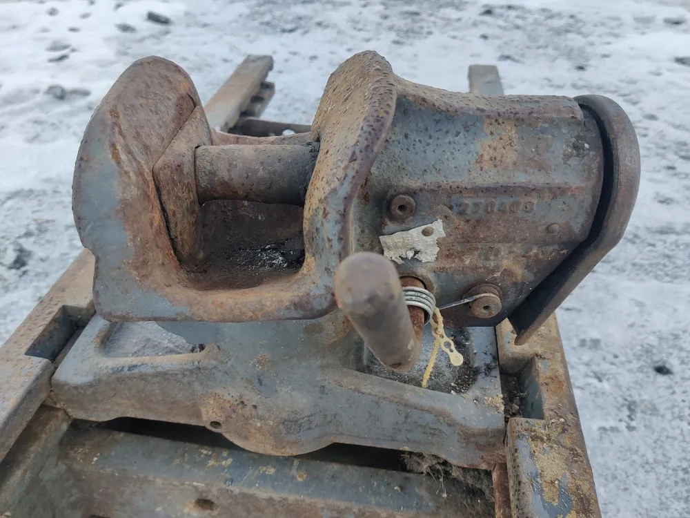 New Holland TS115 vetokitapaketti / Pickup hitch for tractor