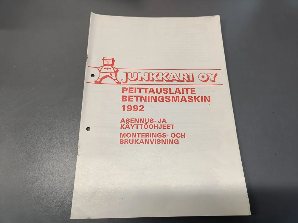 Simulta Junkkari peittauslaite 1992 / Asennus- ja käyttöohjeet