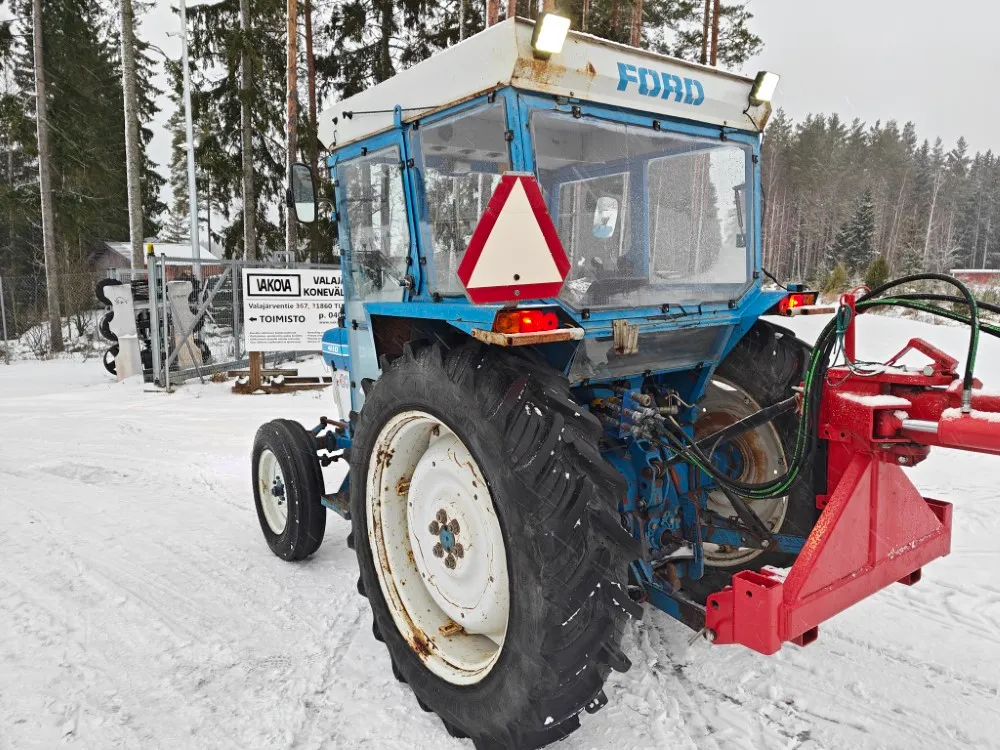 Ford 4110 traktori / Myydään asiakkaan lukuun - Katso video!