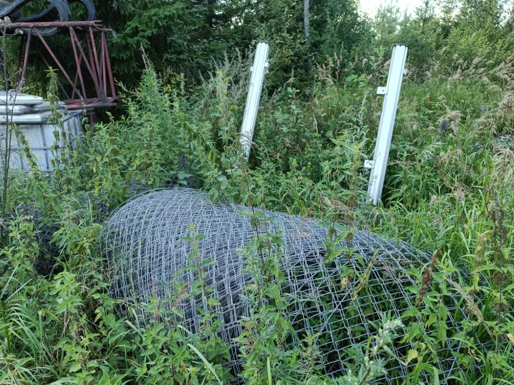 Verkkoaitaa n. 30x20m alalle / Myydään asiakkaan lukuun