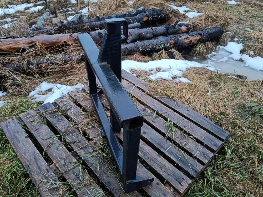 Metallipukki / Myydään asiakkaan lukuun