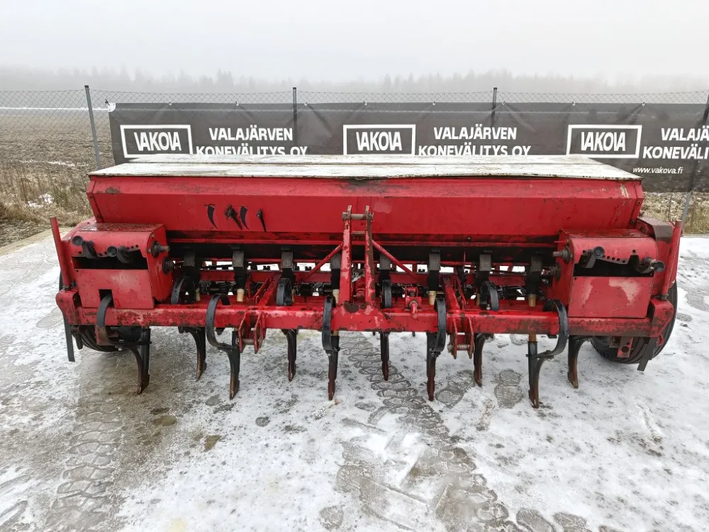 Juko K2 250cm kylvölannoitin / Laahavannas