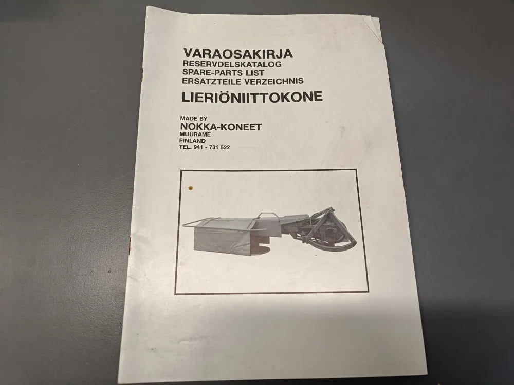 Nokka-koneet lieriöniittokoneen / Varaosakirja