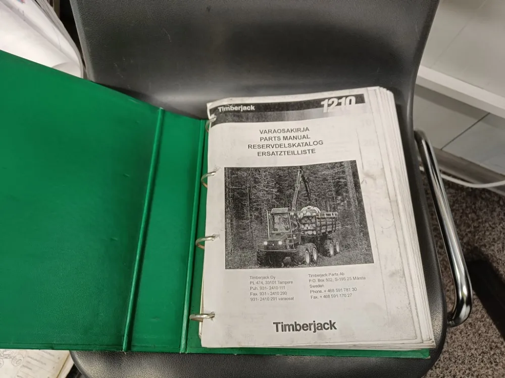 Timberjack 1210 / Kuormatraktorin varaosakirja