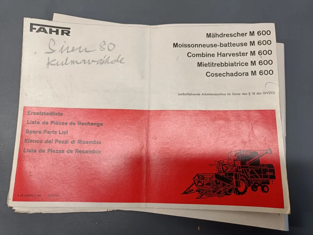 Fahr M600 / Leikkuupuimurin varaosakirja