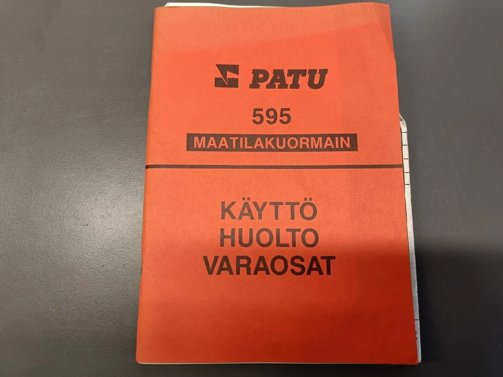 Patu 595 maatilakuormain / Käyttö, huolto ja varaosaluettelo