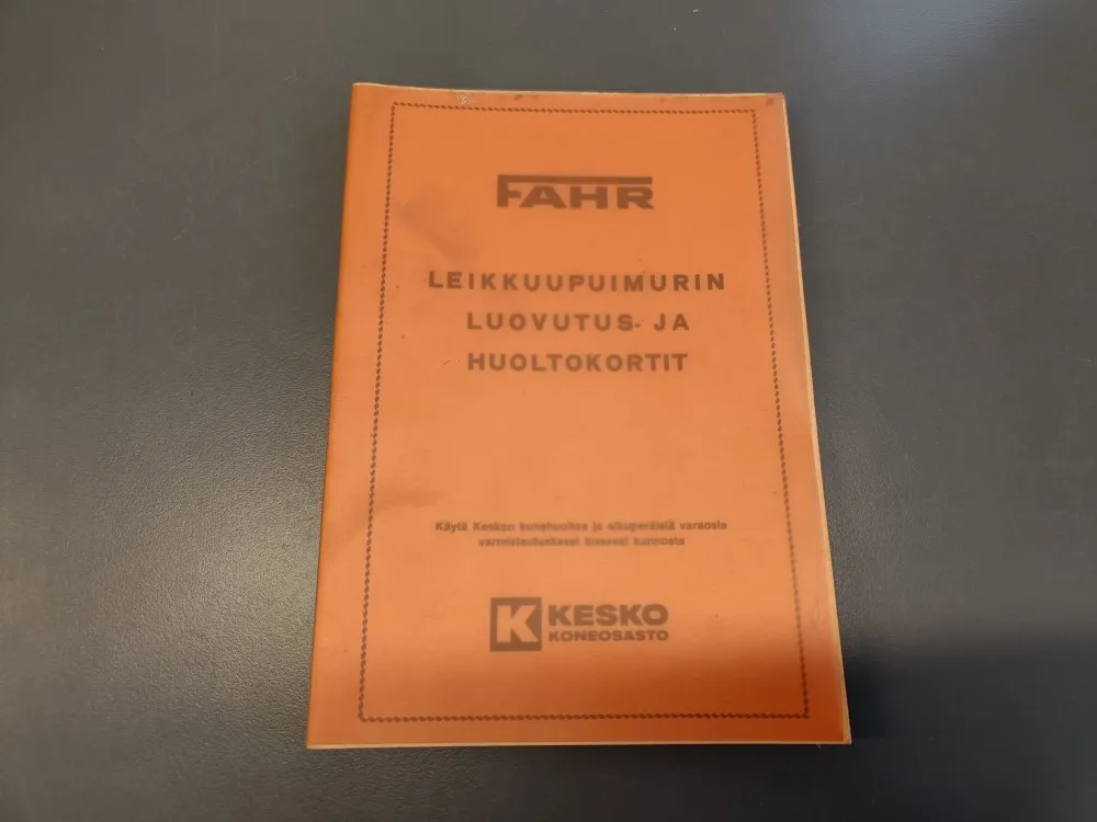Fahr leikkuupuimuri / Luovutus ja huoltokortit, tyhjä ei täytetty