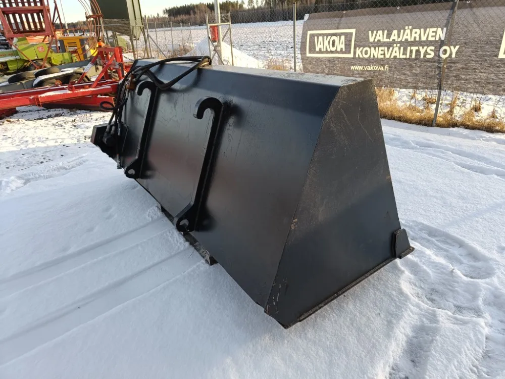 Hiekoituskauha 250cm - hydraulinen / Volvo-kiinnikkeellä