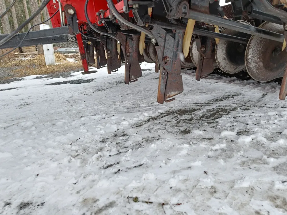 Junkkari Simulta S3000T / takapyöräkone kiekkovantailla