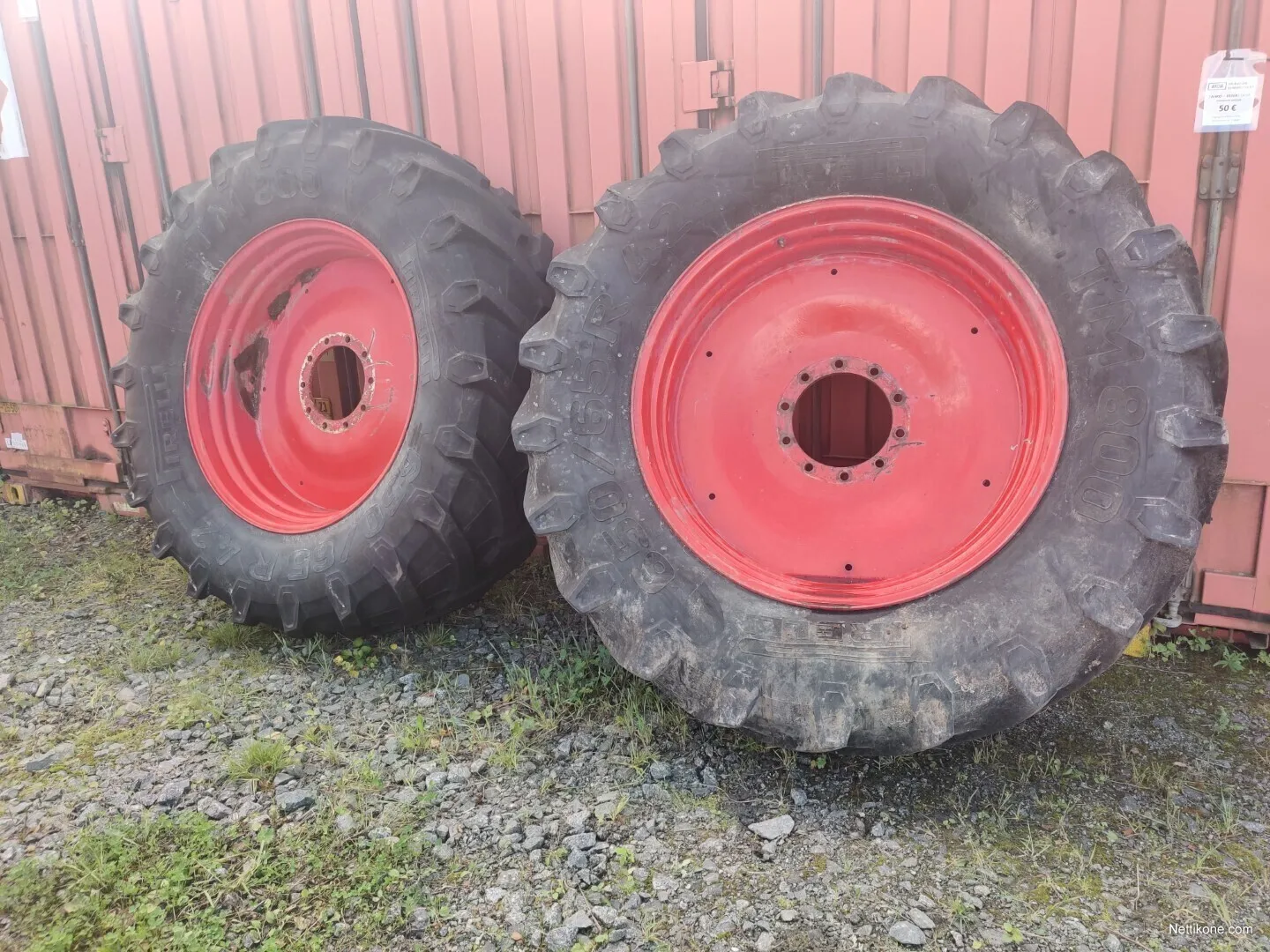 Fendt 818 takarenkaat vanteineen / rengaskoko 650/65R42 Pirelli renkaat