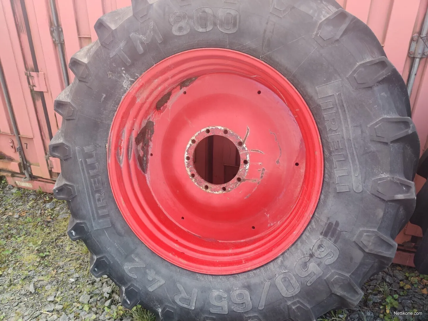 Fendt 818 takarenkaat vanteineen / rengaskoko 650/65R42 Pirelli renkaat