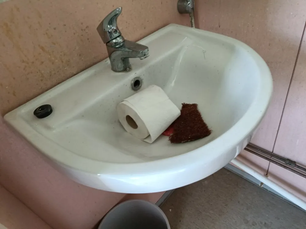 Sosiaalitilakontti 715cm / Myydään asiakkaan lukuun!