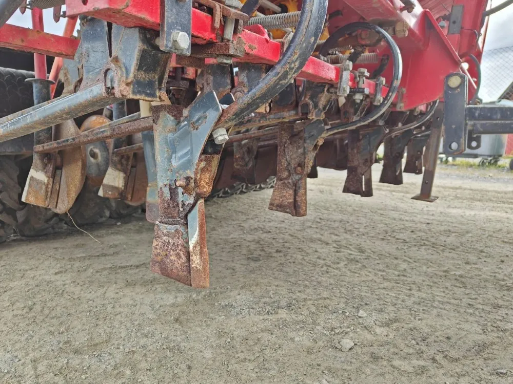 Kylvölannoitin Simulta Junkkari 3000T / Takapyöräkone, kiekkovantaat takana