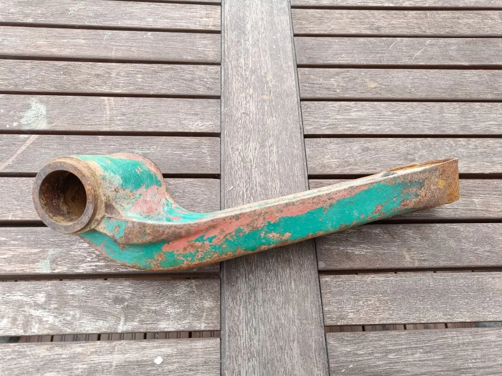 Kverneland kiekkoleikkurin vaakavarsi / Sarka-aurasta