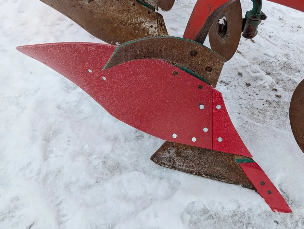 Kverneland AD85 Variomat 4-siipinen / Hydraulinen viilunsäätö, katso video!