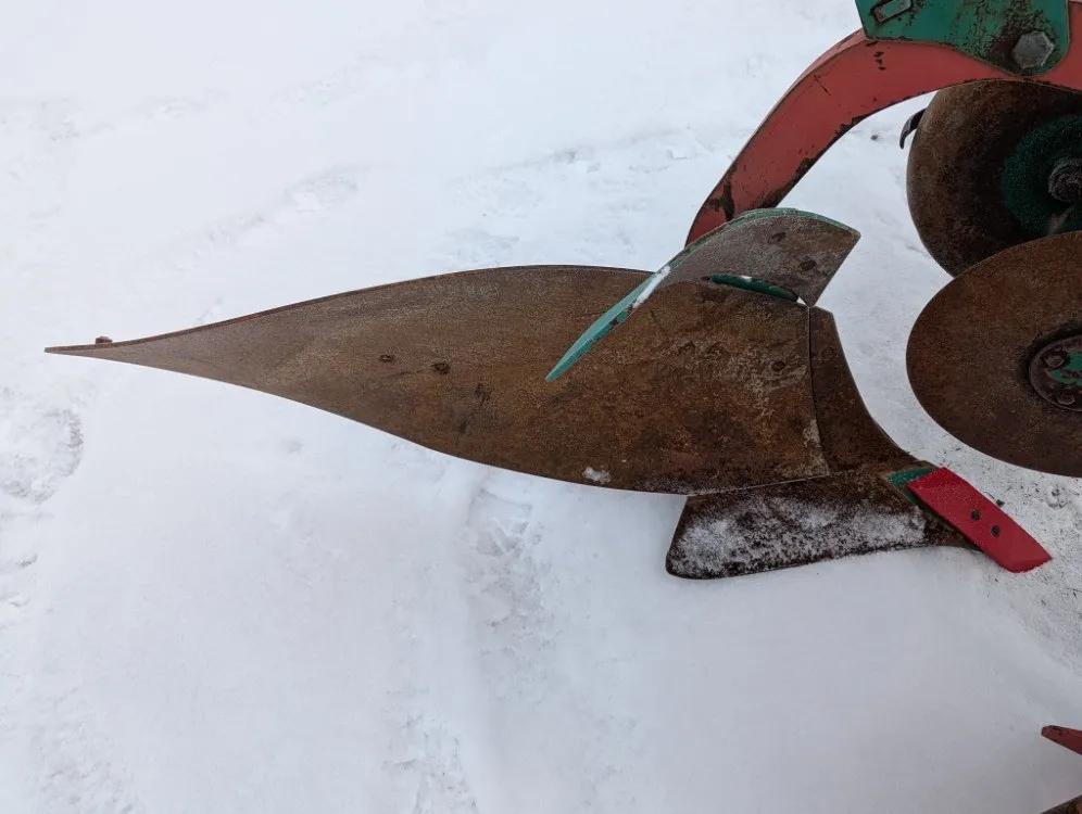 Kverneland AD85 Variomat 4-siipinen / Hydraulinen viilunsäätö, katso video!