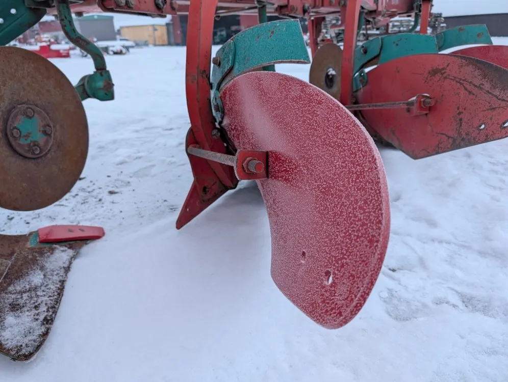 Kverneland AD85 Variomat 4-siipinen / Hydraulinen viilunsäätö, katso video!