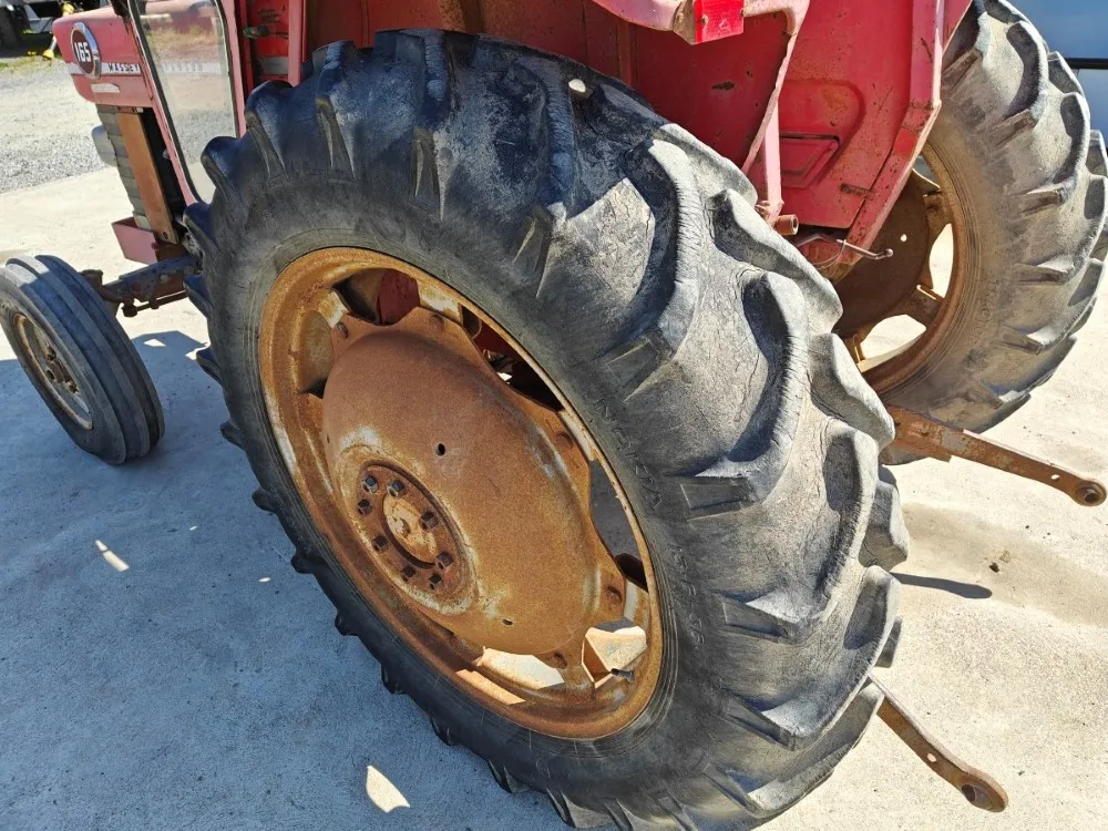 Massey Ferguson 165 Multi Power / Katso video!
