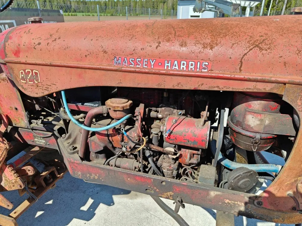 Massey Harris 820D / Harvinainen 2-sylinterinen diesel