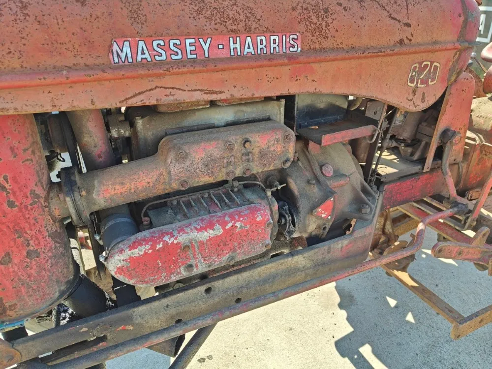 Massey Harris 820D / Harvinainen 2-sylinterinen diesel