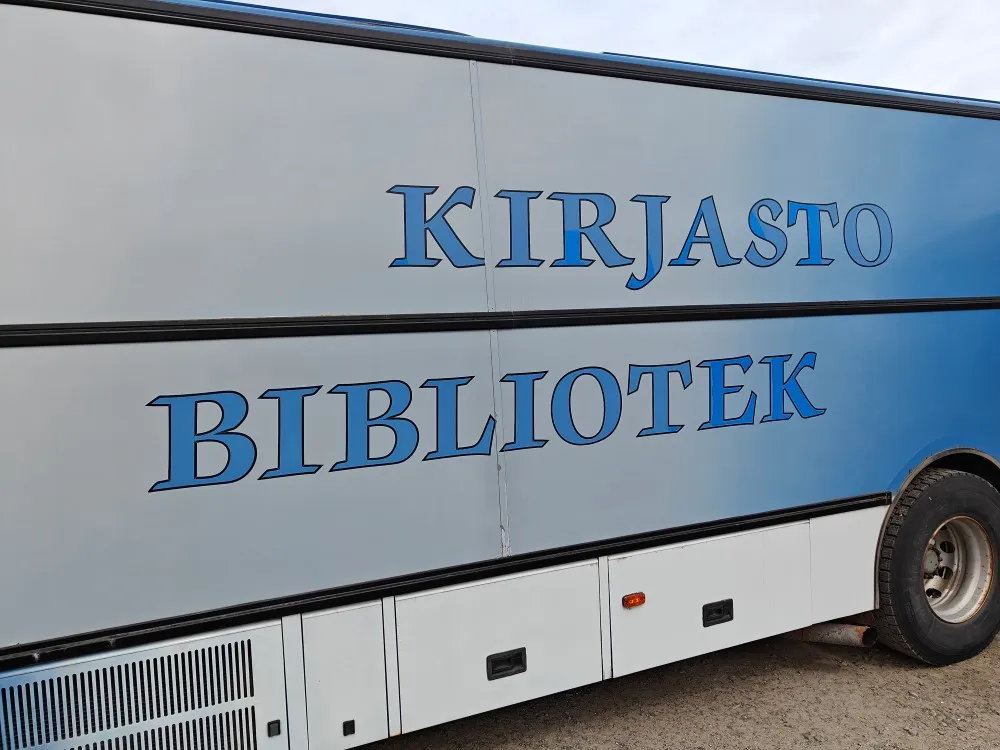 Volvo B10M kirjastoauto - Kori Libris 310 / Hyvät varusteet - Katsastettu 1/25 - VIDEO