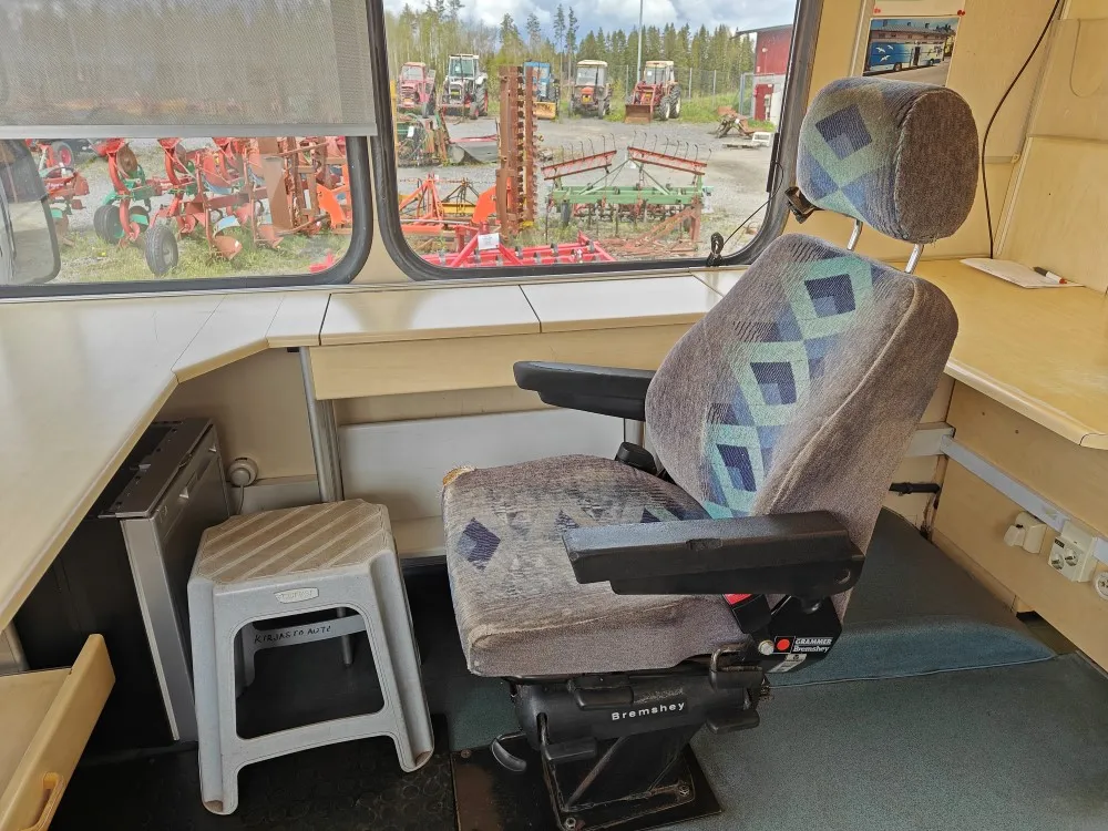 Volvo B10M kirjastoauto - Kori Libris 310 / Hyvät varusteet - Katsastettu 1/25 - VIDEO
