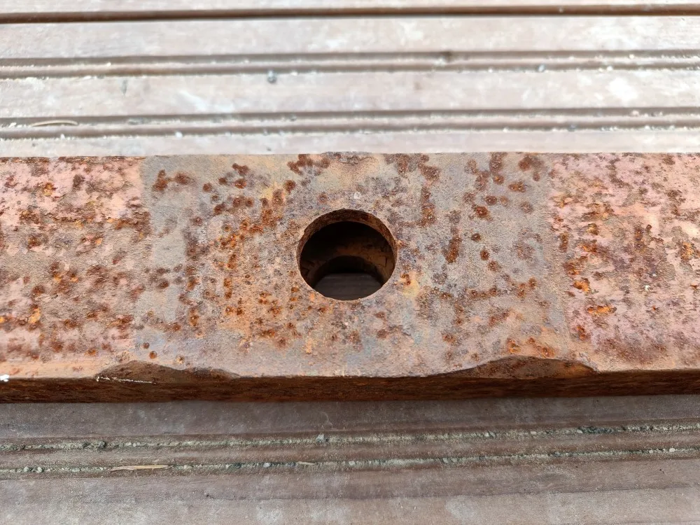Vetokarttu pituus 865mm, päät 22mm / Keskireikä 26mm