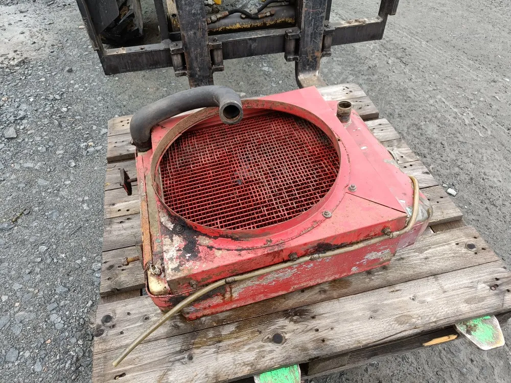 Sampo 410 leikkuupuimurin / jäähdytin