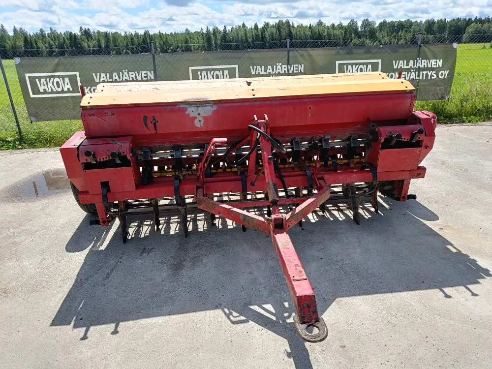 Kylvölannoitin Juko 250cm / puolihinattava laahavantailla