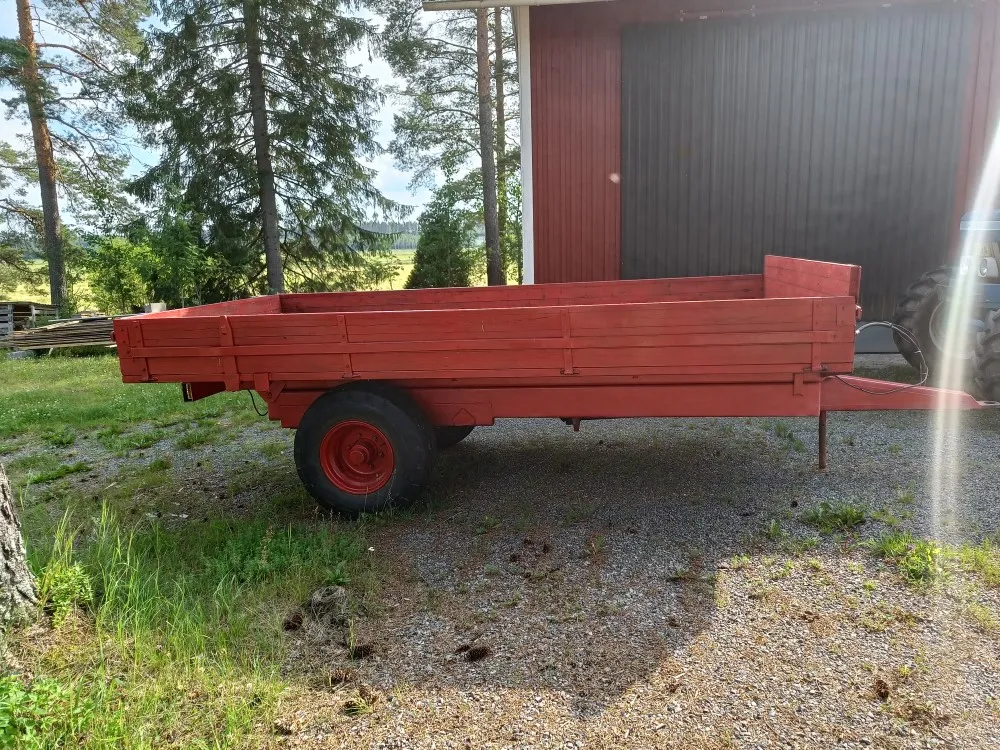 Kipa kippikärry 1-akselinen / Kantavuus 7000kg, siisti kärry
