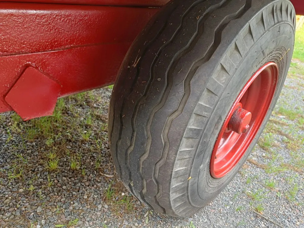 Kipa kippikärry 1-akselinen / Kantavuus 7000kg, siisti kärry