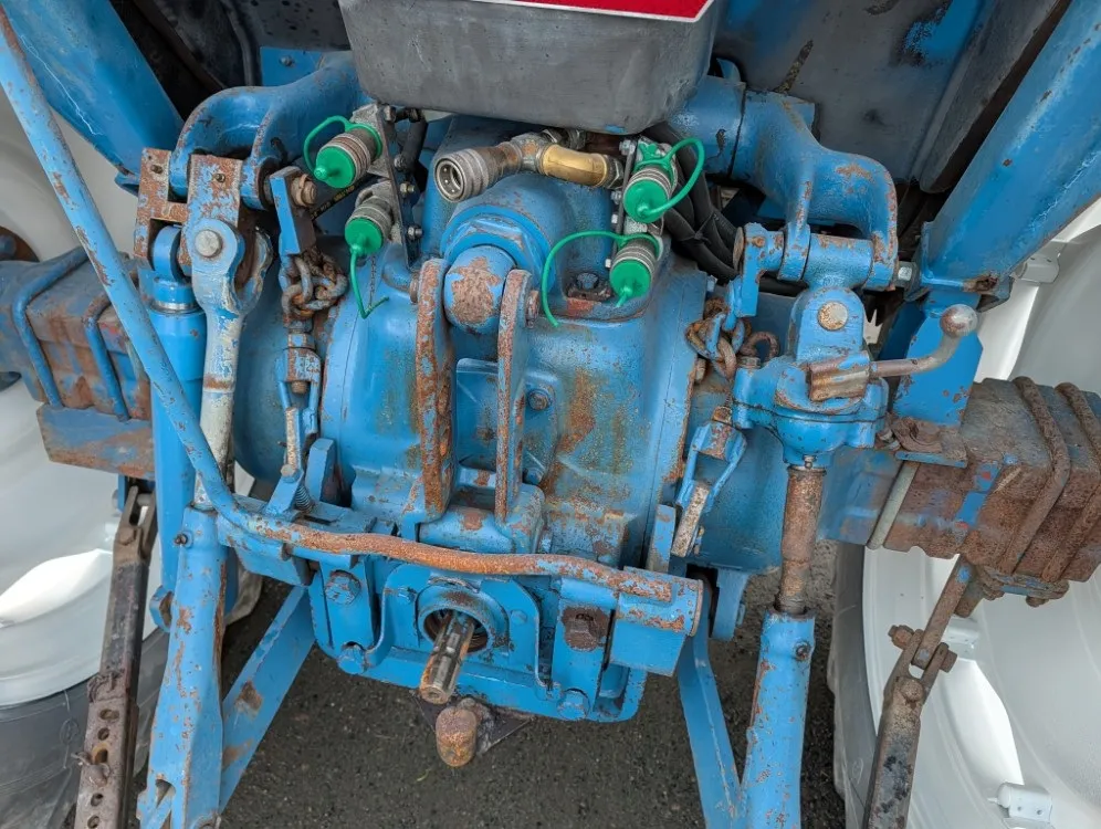 Ford 5000 traktori / Alkuperäiskuntoinen - Katso video!