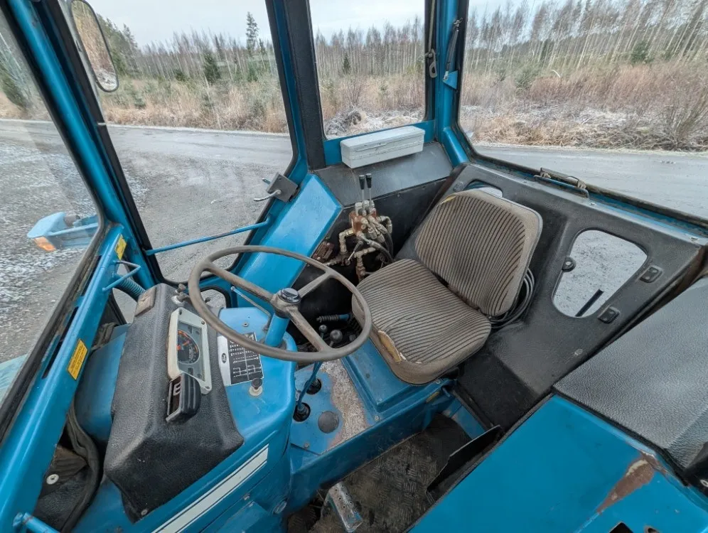 Ford 5000 traktori / Alkuperäiskuntoinen - Katso video!