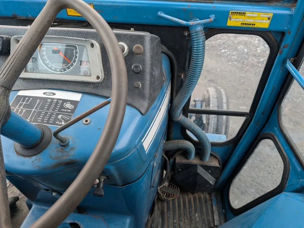 Ford 5000 traktori / Alkuperäiskuntoinen - Katso video!