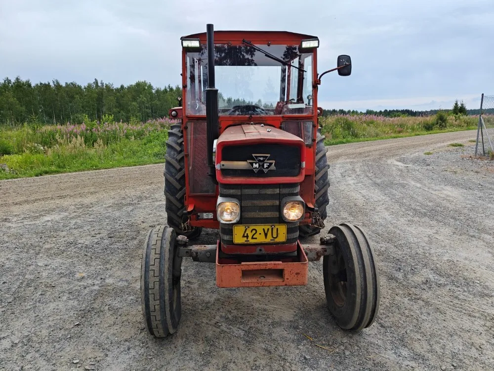 Massey Ferguson 165S traktori / alvillinen kone, Katso video!