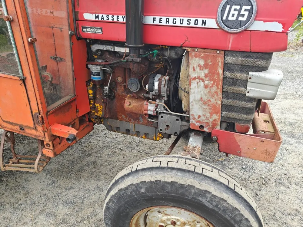 Massey Ferguson 165S traktori / alvillinen kone, Katso video!