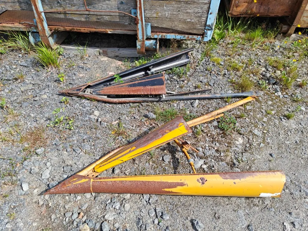 Sampo 600 leikkuupuimuri, hytillinen / Katso video!