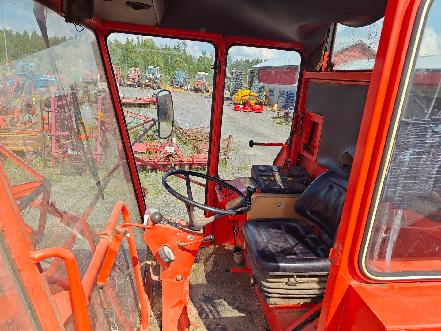 Deutz Fahr M1080 leikkuupuimuri / Hytillinen - Katso video!