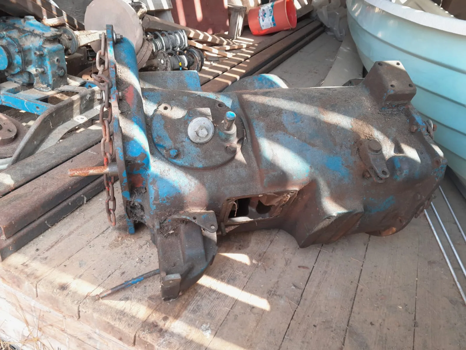 Fordson Super Major perä / Lisäksi vaihdelaatikko ja lokasuojat