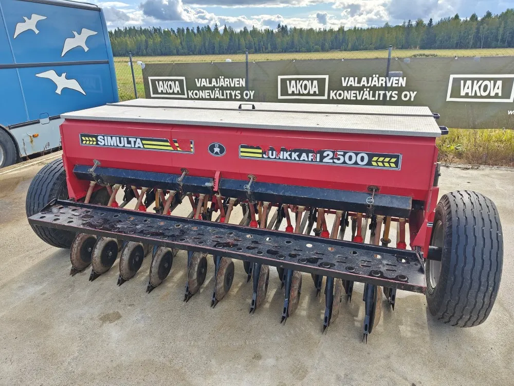 Kylvölannoitin Simulta Junkkari S2500 / Kiekkovantailla ja alumiinikansilla
