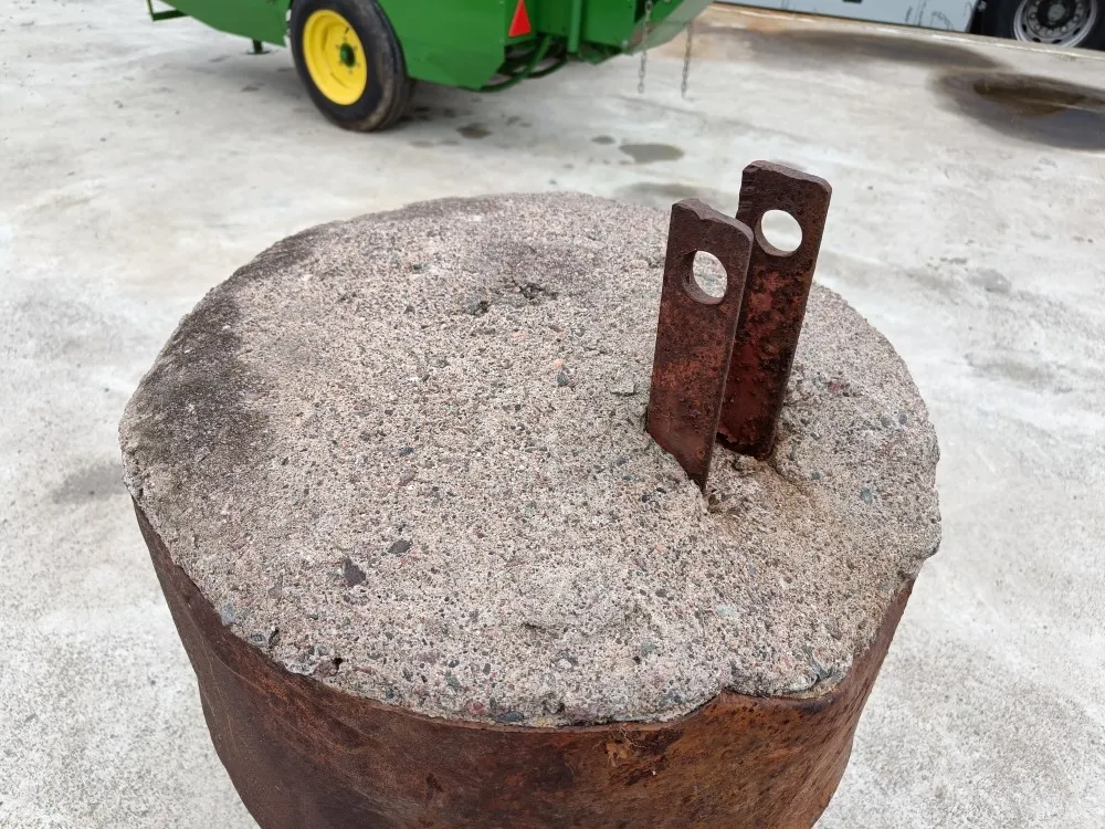Takapaino traktoriin 547kg /