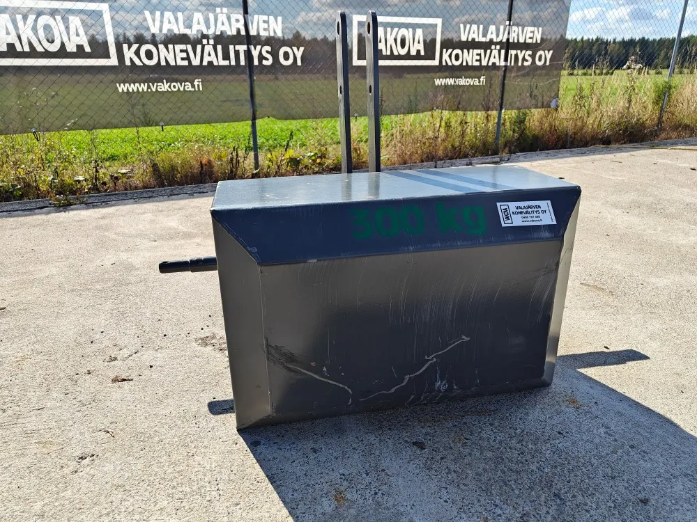 Pomarol 300kg vastapaino / etupaino / KAT 2/ CAT 2 kiinnitys