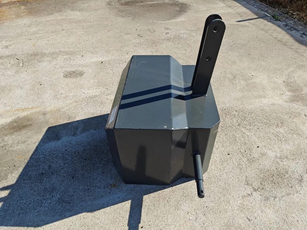 Pomarol 300kg vastapaino / etupaino / KAT 2/ CAT 2 kiinnitys