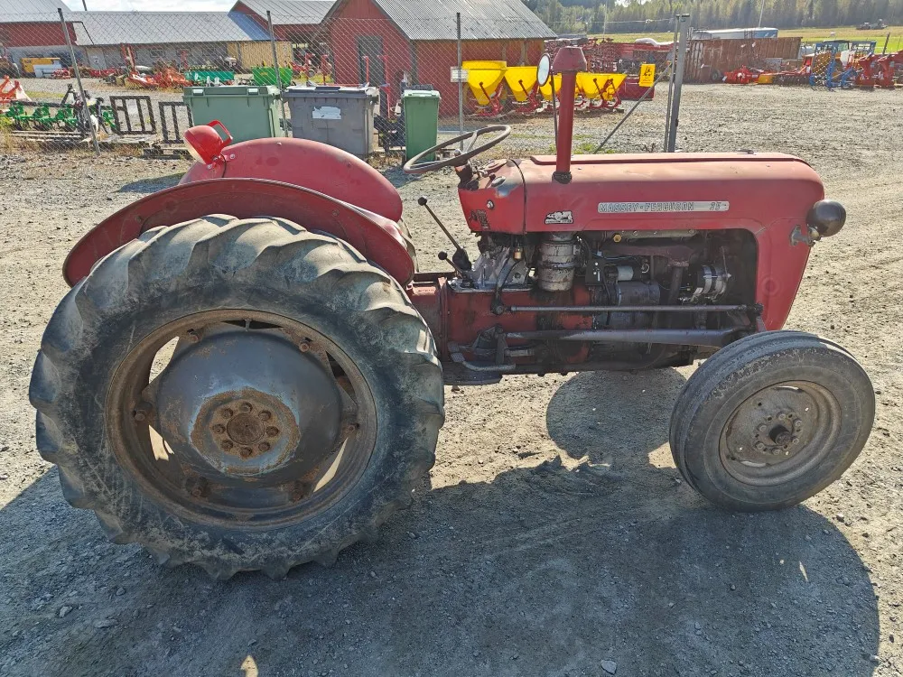 Massey Ferguson 35 traktori / Alkuperäiskuntoinen, katso video!